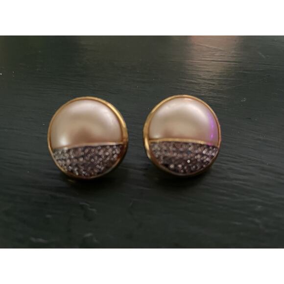 Vintage CAROLEE Faux Pearl and Rhinestone Stud Earrings Gold Tone - Picture 1 of 4